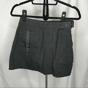 F21 black utility skirt